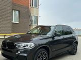 BMW X5 2015 года за 21 000 000 тг. в Актобе – фото 4