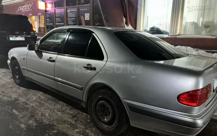 Mercedes-Benz E 280 1998 годаүшін3 700 000 тг. в Караганда