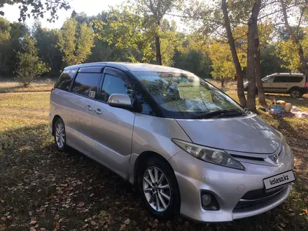 Toyota Estima 2010 года за 7 200 000 тг. в Семей – фото 8