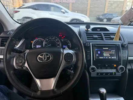 Toyota Camry 2012 года за 6 000 000 тг. в Актобе – фото 7