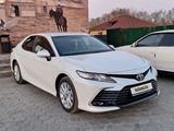 Toyota Camry 2023 годаүшін16 900 000 тг. в Семей – фото 4