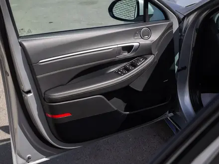 Hyundai Sonata 2024 года за 15 800 000 тг. в Алматы – фото 38