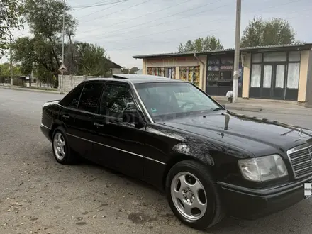 Mercedes-Benz E 280 1993 года за 3 500 000 тг. в Шымкент – фото 2