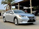 Lexus ES 300h 2013 годаүшін8 500 000 тг. в Жанаозен – фото 2