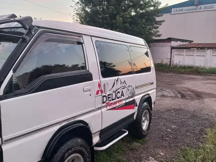 Mitsubishi Delica 1993 года за 2 500 000 тг. в Усть-Каменогорск