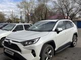 Toyota RAV4 2021 года за 16 200 000 тг. в Павлодар