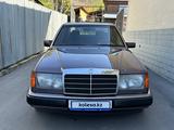 Mercedes-Benz E 200 1992 года за 3 550 000 тг. в Алматы – фото 2