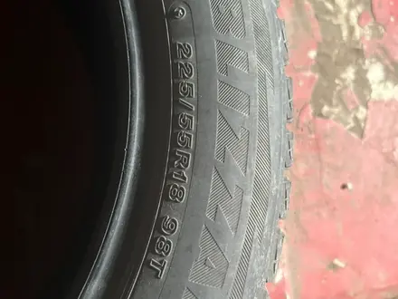 Шины зимние Bridgestone Blazzak 225/55/18 за 80 000 тг. в Усть-Каменогорск – фото 2