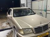 Mercedes-Benz C 180 1995 года за 1 100 000 тг. в Караганда – фото 4