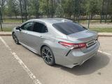 Toyota Camry 2019 годаүшін11 000 000 тг. в Астана – фото 2