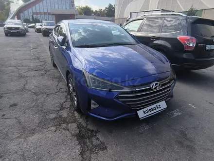 Hyundai Elantra 2020 года за 10 000 000 тг. в Алматы