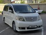Toyota Alphard 2004 года за 8 000 000 тг. в Алматы
