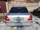 Mercedes-Benz C 200 1996 годаfor3 400 000 тг. в Алматы