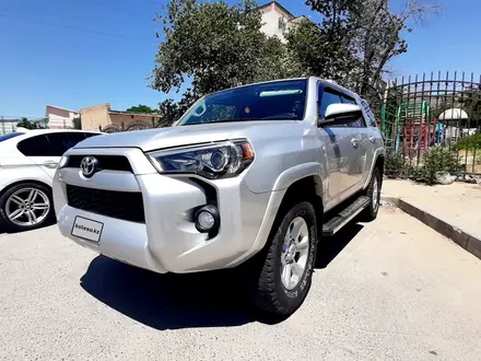 Toyota 4Runner 2014 года за 11 500 000 тг. в Актау – фото 2