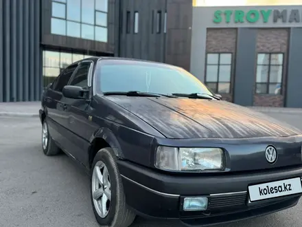 Volkswagen Passat 1989 года за 1 300 000 тг. в Караганда – фото 2