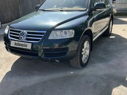 Volkswagen Touareg 2006 года за 4 300 000 тг. в Павлодар – фото 4