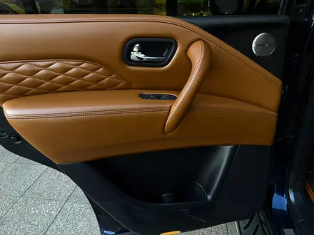 Infiniti QX80 Luxe ProActive 2022 года за 26 490 000 тг. в Алматы – фото 19