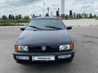 Volkswagen Passat 1993 годаүшін1 700 000 тг. в Тараз