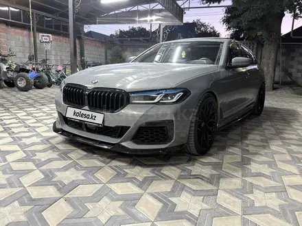 BMW 550 2021 года за 43 500 000 тг. в Алматы