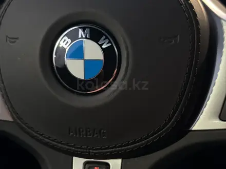 BMW 550 2021 года за 43 500 000 тг. в Алматы – фото 4