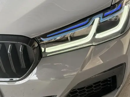 BMW 550 2021 года за 43 500 000 тг. в Алматы – фото 2