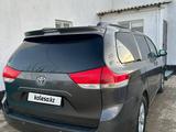 Toyota Sienna 2010 годаfor9 000 000 тг. в Атырау – фото 5