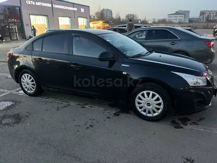 Chevrolet Cruze 2013 года за 3 500 000 тг. в Кокшетау – фото 2