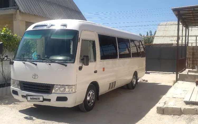 Toyota  Coaster 2008 годаfor9 000 000 тг. в Актау