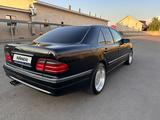 Mercedes-Benz E 280 1997 годаfor3 900 000 тг. в Алматы