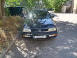 Volkswagen Golf 1994 годаүшін1 750 000 тг. в Тараз