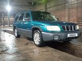 Subaru Forester 2001 года за 2 800 000 тг. в Семей