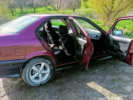 BMW 318 1992 года за 1 000 000 тг. в Алматы – фото 5