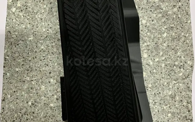 Упор для ноги Ленивая педаль LC100 LX470 за 25 000 тг. в Алматы