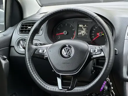 Volkswagen Polo 2019 года за 7 500 000 тг. в Атырау – фото 16