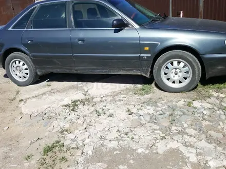Audi 100 1994 года за 1 850 000 тг. в Уральск