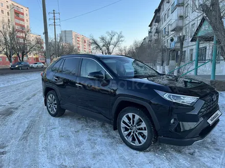 Toyota RAV4 2020 года за 14 500 000 тг. в Караганда – фото 12