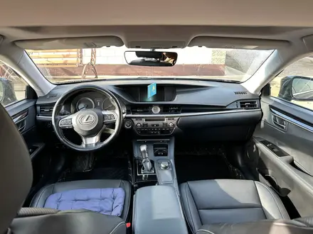 Lexus ES 250 2018 года за 17 550 000 тг. в Кульсары – фото 15