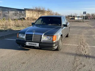 Mercedes-Benz E 230