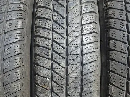 Резина 145/80 R13 — "Hankook W400" (Корея), зимние, в отличном со за 55 000 тг. в Астана – фото 5