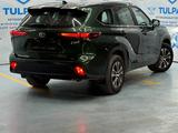 Toyota Highlander 2022 года за 27 700 000 тг. в Алматы – фото 4