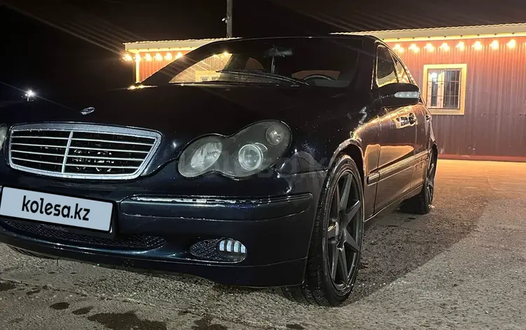 Mercedes-Benz C 320 2002 годаүшін2 700 000 тг. в Уральск