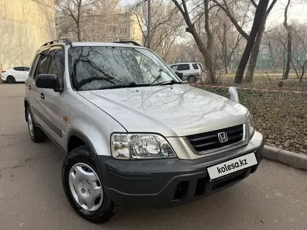 Honda CR-V 1996 года за 3 500 000 тг. в Алматы – фото 2