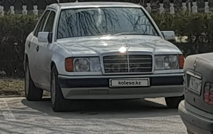 Mercedes-Benz E 220 1989 годаүшін2 000 000 тг. в Кызылорда