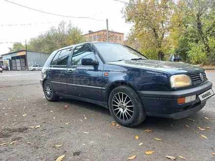 Volkswagen Golf 1993 года за 1 600 000 тг. в Шымкент – фото 2