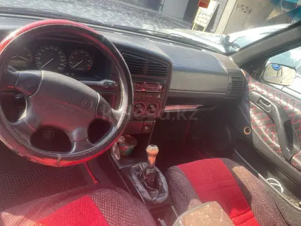 Volkswagen Passat 1994 года за 1 750 000 тг. в Тараз – фото 8