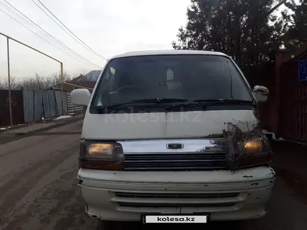 Toyota Hiace 1992 года за 1 600 000 тг. в Алматы – фото 8