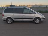 SEAT Alhambra 2001 годаүшін3 000 000 тг. в Уральск – фото 5