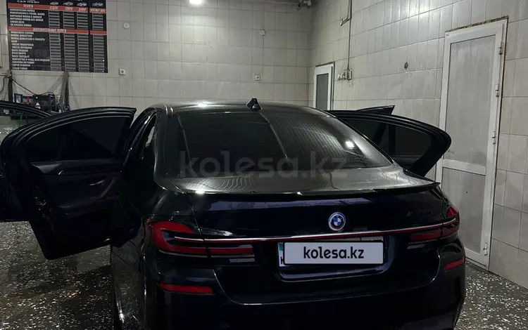 BMW 528 2013 года за 12 500 000 тг. в Шымкент