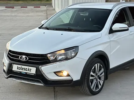 ВАЗ (Lada) Vesta SW Cross 2020 года за 7 350 000 тг. в Караганда – фото 2