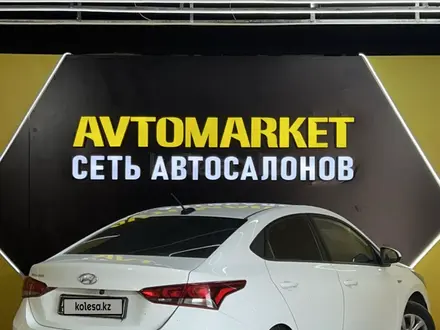 Hyundai Solaris 2019 года за 5 900 000 тг. в Актау – фото 6